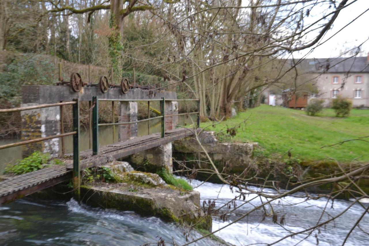 Le Moulin Et L'Olivier Three Bedroom Suite Chambon-sur-Cisse Exterior photo